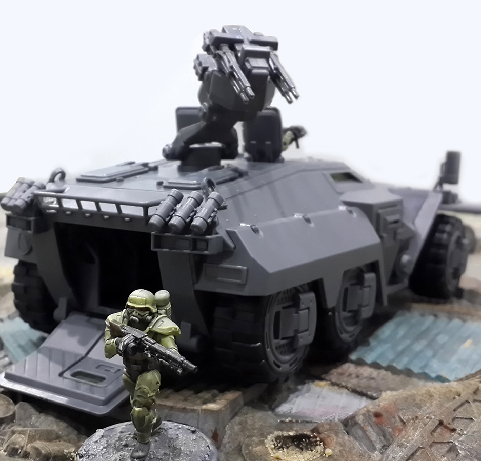 Preview of plastic Eisenkern APC and Command Squad