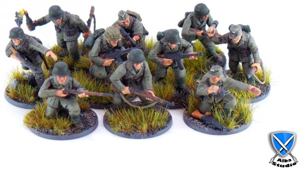 Hobby: Painting a 10 man squad of Grenadiers