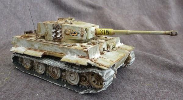 Painting: How to apply Winter Whitewash to your Bolt Action vehicles
