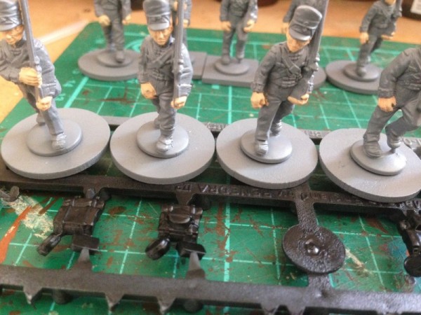 Hobby: ‘Soap Opera Painting’ the 32nd Foot with Arcane Scenery