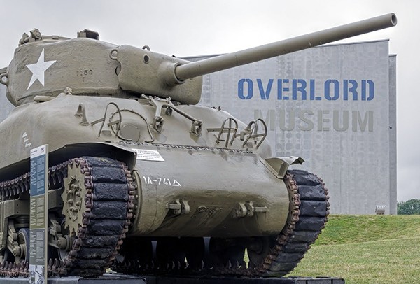 Overlord: A museums intimate background