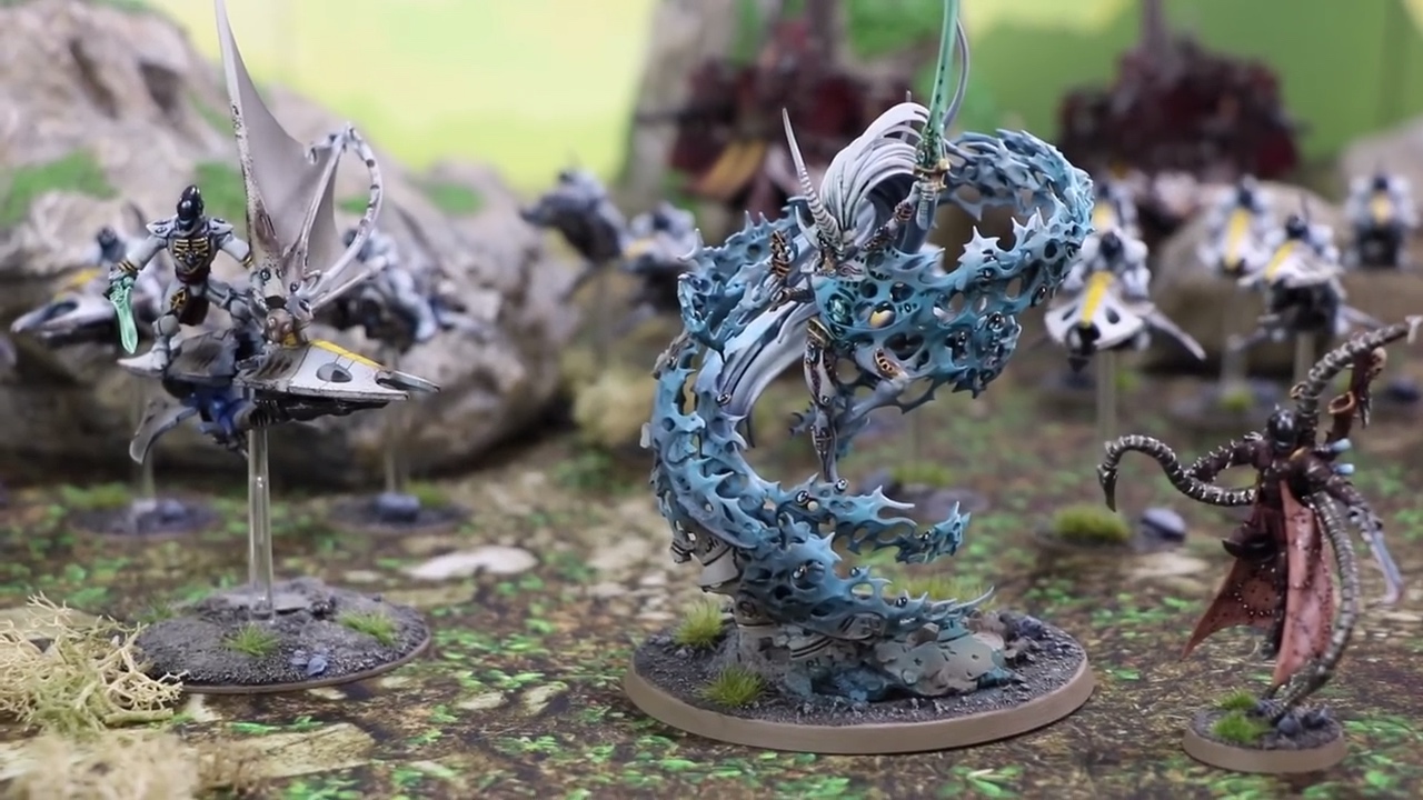 Battle mats and pre-painted terrains in video batrep